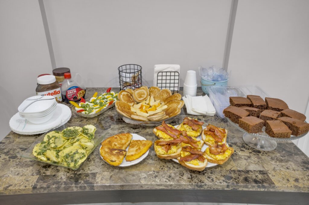 Community breakfast at Believe Detox Center Granada Hills