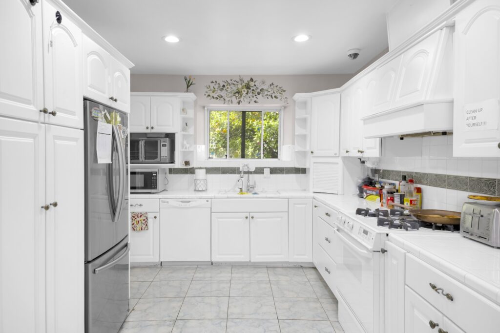 Kitchen at Believe Detox Center Granada Hills